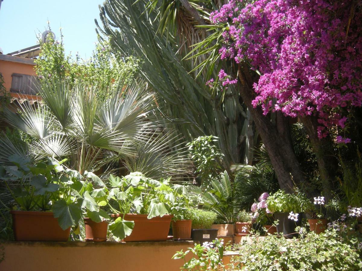Via Dei Gerani B&B Sìnnai Dış mekan fotoğraf